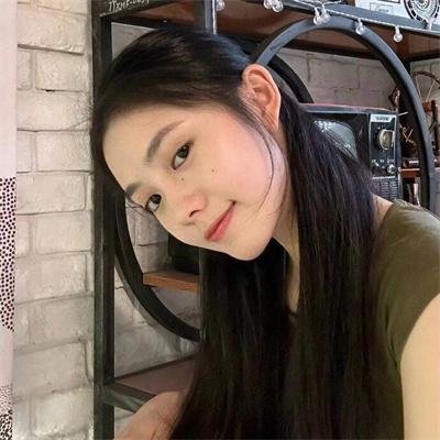 草裙舞女孩